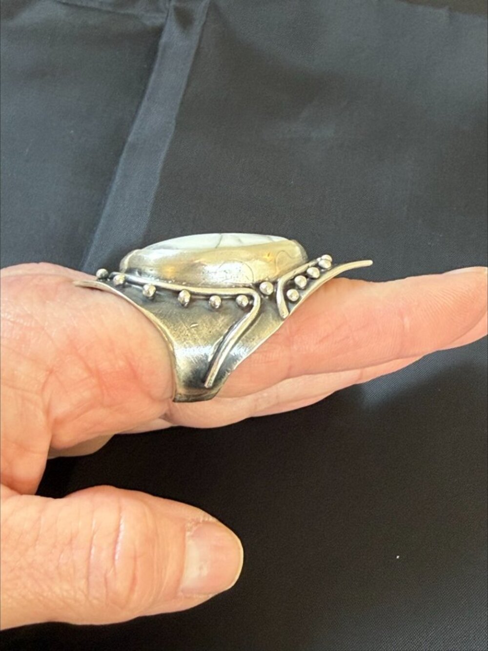 Acid Queen OOAK Warrior Shield Ring Howlite Lrg Sterling Silver Handmade Size 9 - Picture 11 of 13